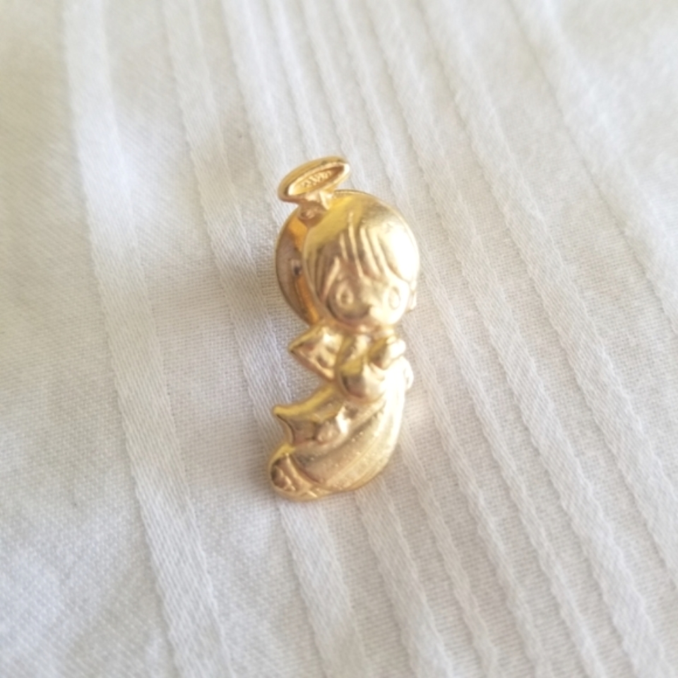 Gold Precious Moments Angel Pin